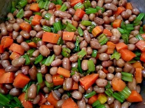 咸香|水煮花生米怎么做?教你一个秘制配方,个个咸香美味,越嚼越想吃