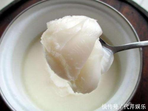 熬猪油,只加水是“外行”!教你正确做法,香浓不腥,吃1年不坏