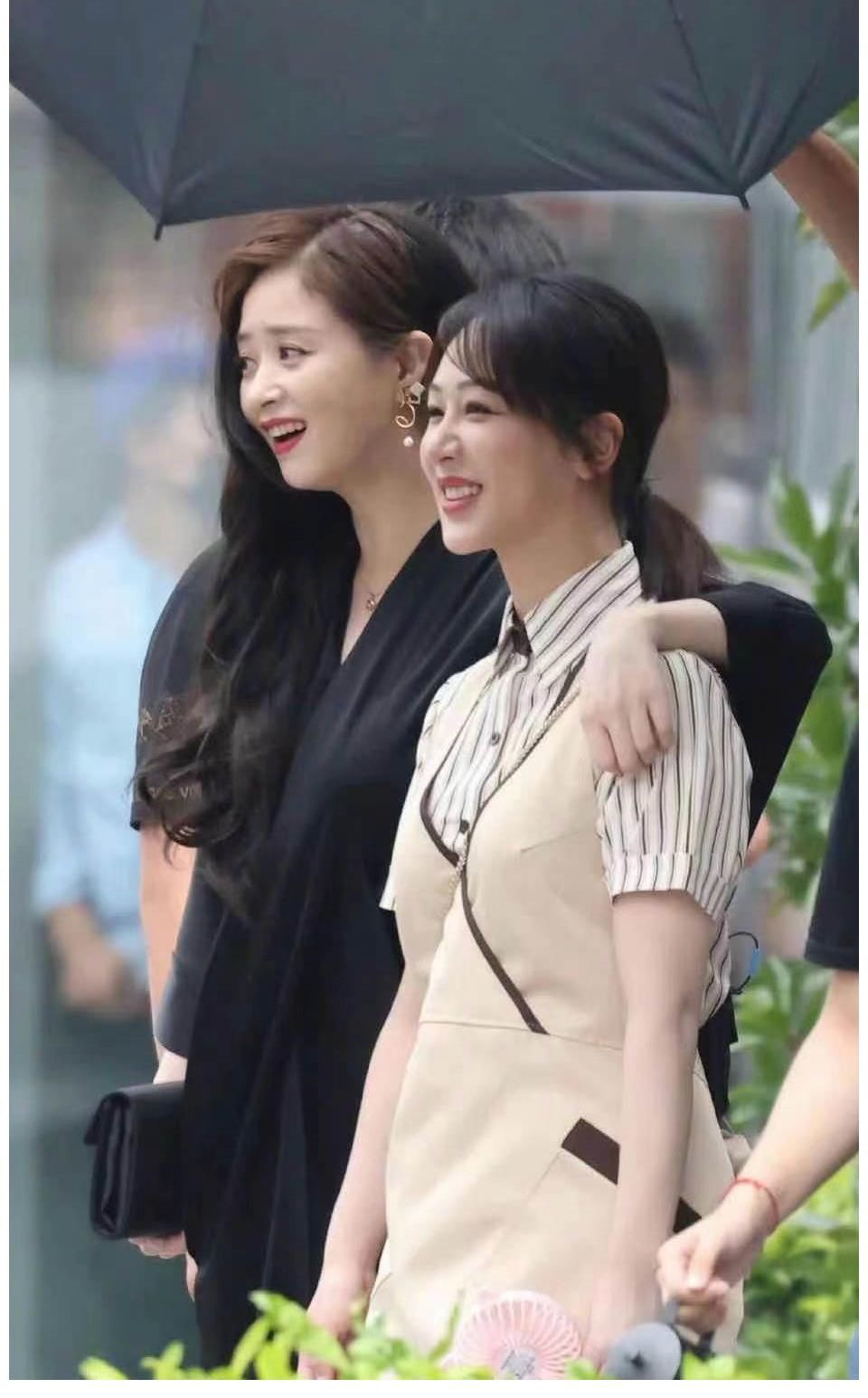 宋亚轩|邱莹莹x樊胜美同框！杨紫蒋欣同框录节目，“爷青回”场面好经典