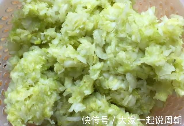 1块2一斤,维C比苹果高,北方人冬天常吃,包饺子鲜嫩饱满汁多