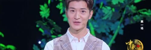 央视主播尹颂“消失”，告别《江西新闻联播》，位置被新面孔顶替