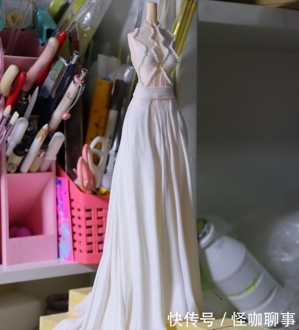 香蕉|向手工大佬致敬，香蕉上再现《鬼灭之刃》，亚克力板重塑魔刀千刃