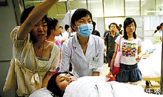 大肠癌|21岁女孩,腹泻暴瘦,查出肠癌,提醒:三种“肉”不能多吃