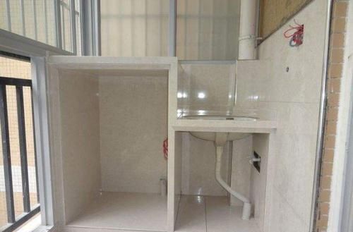 洗衣池|在阳台安装洗衣机聪明人都会装这种东西,太实用了,后悔我家没装