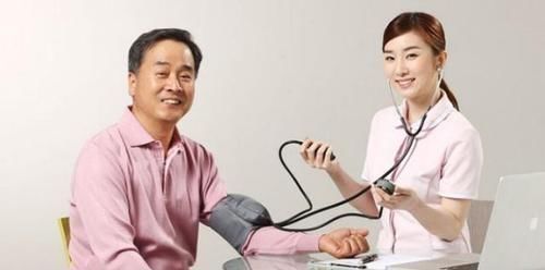 高血压|清晨吃过降压药,晚上血压又飙升了?临床经验告诉你正确答案