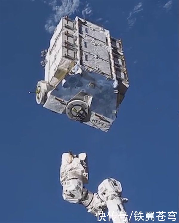 胜利号 太空垃圾来袭,国际空间站机械臂被撞出破洞,我们该如何防御?