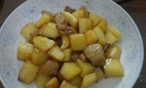 过程|女人减肥过程中，要远离三种“素食”，不然就别怪不掉肉了