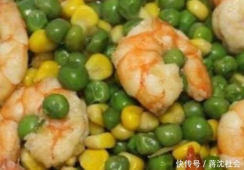 排毒養顏|人到中年想長壽，要堅持吃3種食物，排毒養顏，改善體質！