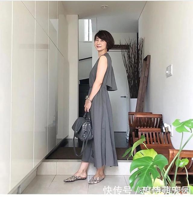 下半身 看了“日本主妇”的穿搭才明白:原来50岁后竟也可以不做老阿姨