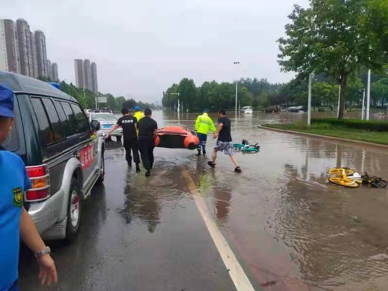 青岛市河南商会|鲁豫同心，风雨面前一起扛！短短几小时募集捐款20余万元……青岛爱心涌向河南