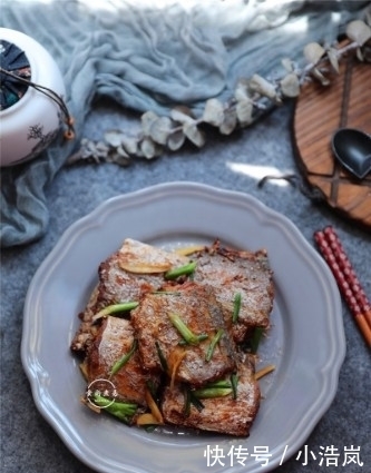  教您一款好吃的带鱼，十五分钟出锅，香酥可口不粘锅，一点不腥