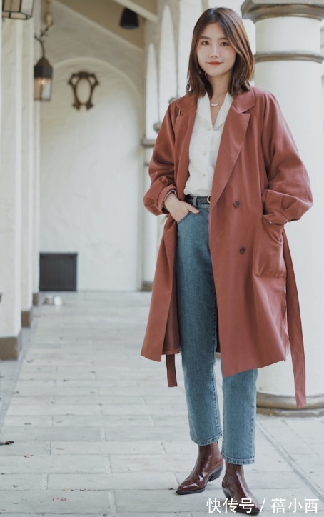 大长腿 今年建议多穿“大衣”和“风衣”,内搭毛衣+牛仔裤,保暖又时髦