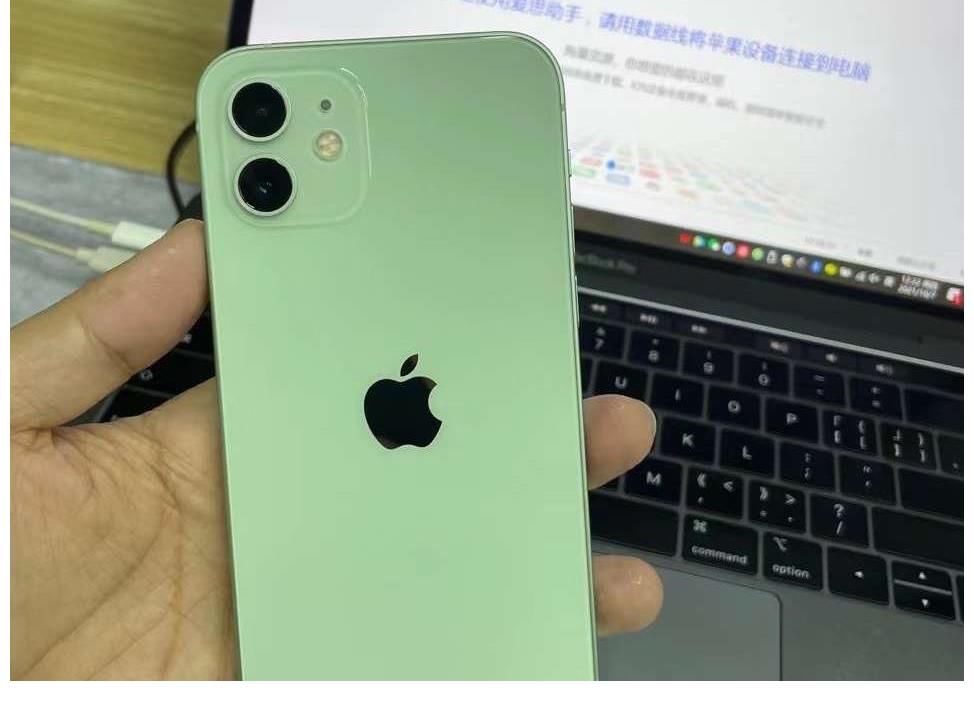 iphone13|iPhone 12价格再创新低，128GB定价亲民，6.1英寸屏幕+IP68防水