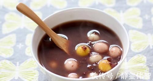 红豆|老婆气血不足，我经常熬这汤给她喝，现在气色越来越好，更漂亮了