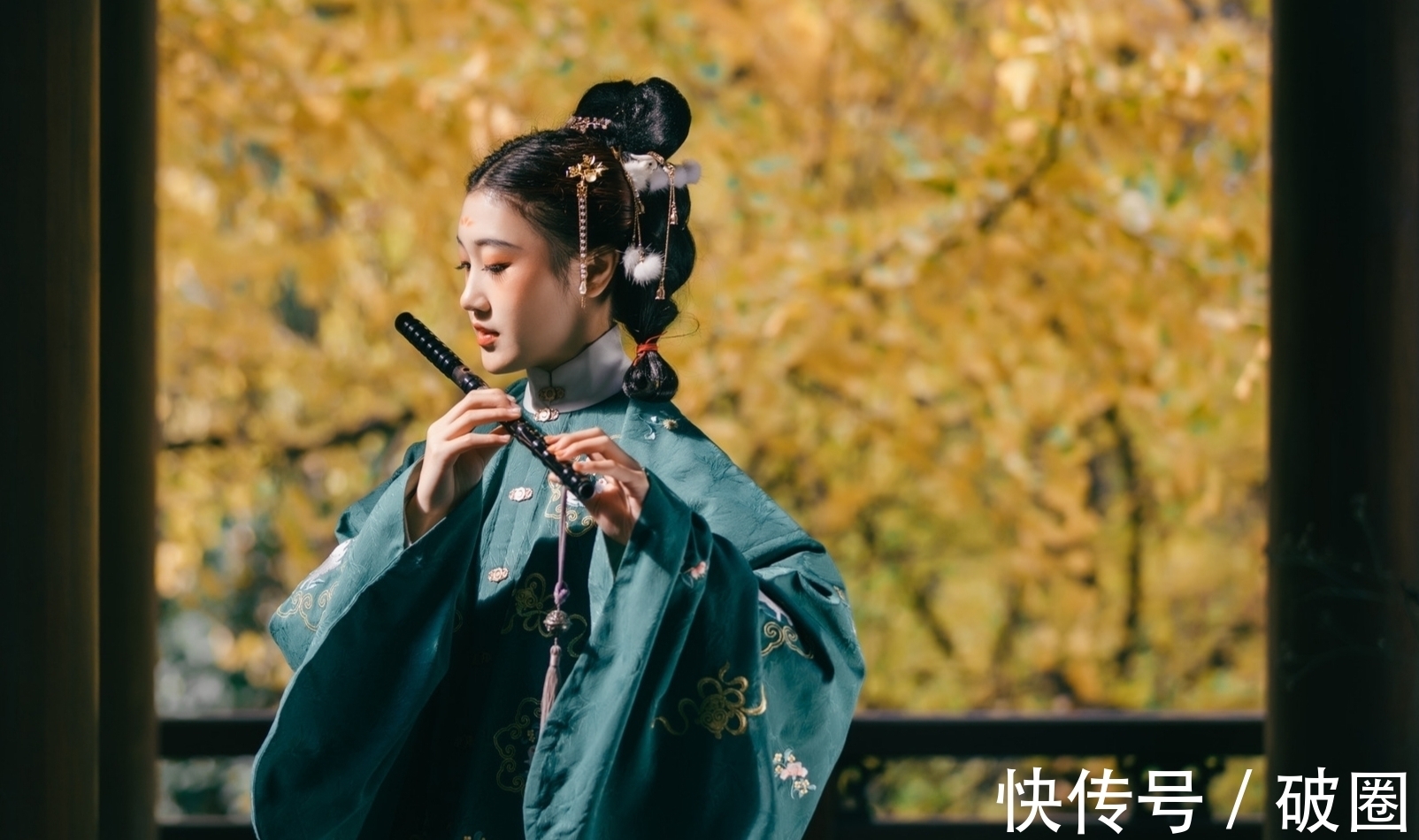 忆旧$诗·十一首丨于今梦里常归去,满目牛车柿子红