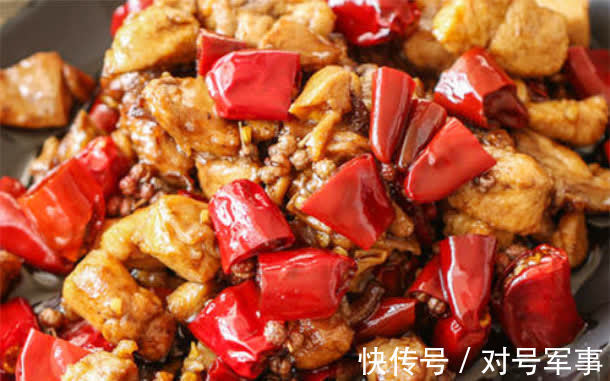 晒黑|9月底紫外线强孩子出门晒黑人人嫌弃，多吃美容肉，美白皮肤好