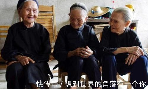 入睡|长寿的人在入睡前,通常都有4种好习惯,对健康大有裨益
