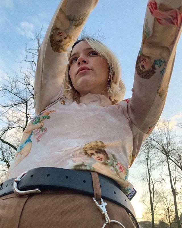 bm|成千上万的女生在三里屯做BM女孩