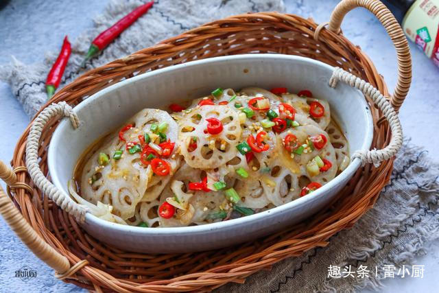 特别|莲藕焯水就发黑,教你1个小技巧,莲藕又白净又爽脆,特别好吃