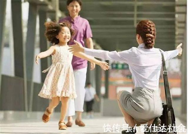 仪式感|爸爸第一次去幼儿园接娃，老师一脸警惕，爸爸：我真是他爸