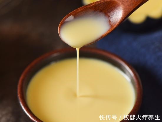 朋友圈晒了下自制的蛋挞,好友都想被我投食,原来这才是正宗做法!