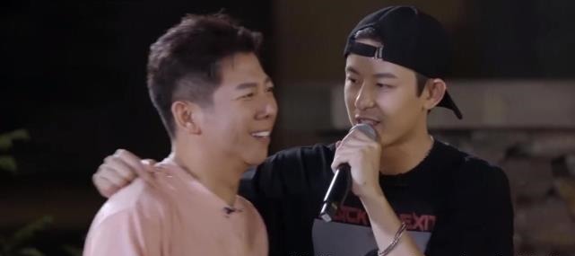 《披荆斩棘》哥哥们送礼物看人缘,陈小春得人心,林志炫好尴尬