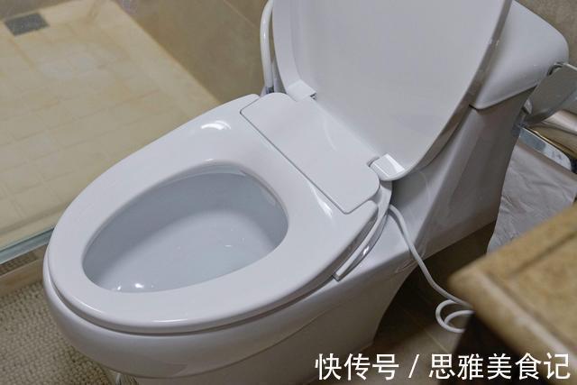 釉面|买马桶,别听商家说得“天花乱坠”,选购时,认准几个方面就够了