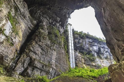 唯一地表水冲蚀而成的天坑，面积达38万平方公里，还能预测天气