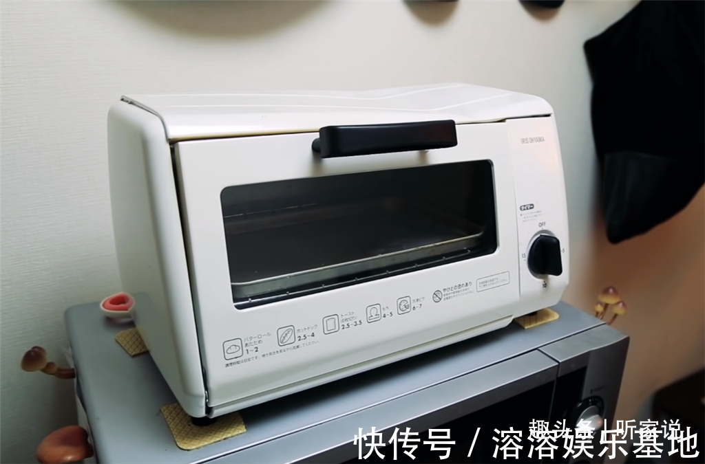 缝隙房|90后姑娘住进日本8㎡“缝隙房”,吃饭坐地上,睡觉爬梯子