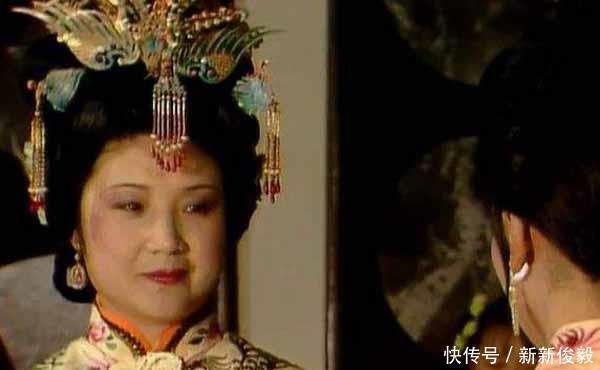 贾琏|贾母是出了名的善良,为何对亲孙女贾迎春的悲剧视若无睹?