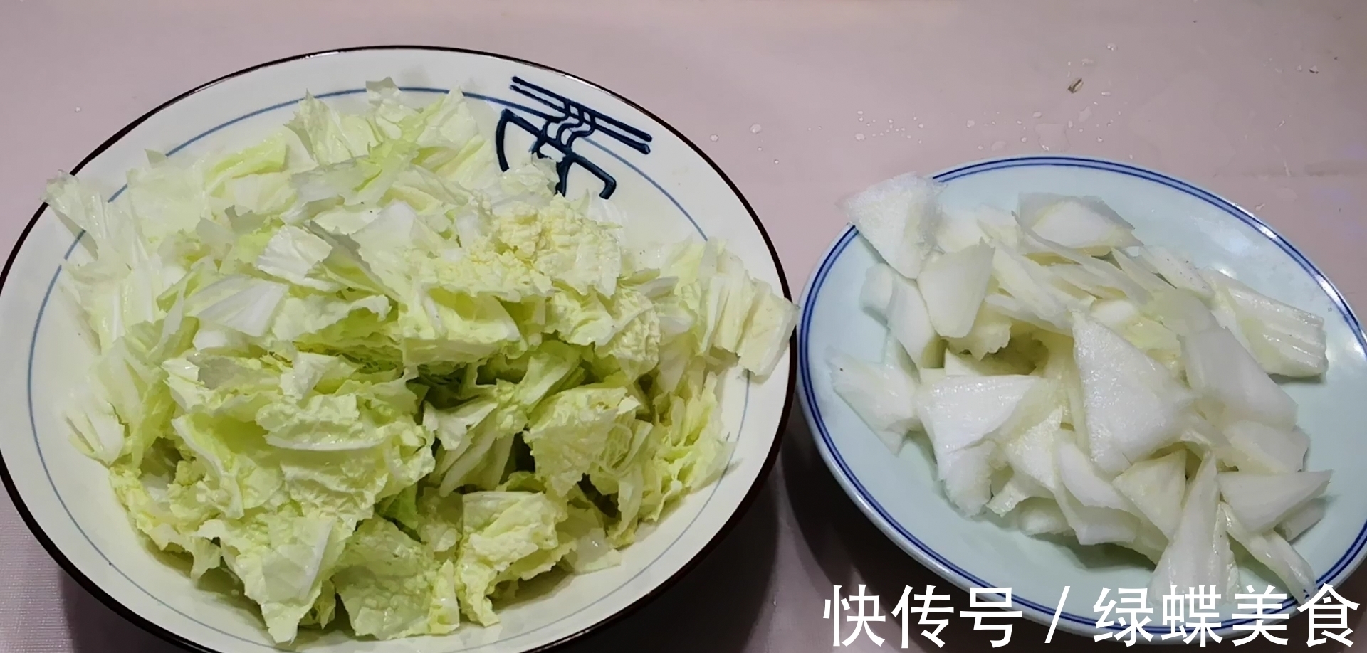 炒醋溜白菜，醋什么时候放是关键，掌握这个窍门，味道不亚于饭店