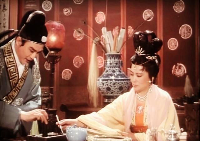 名相&宋朝名相范仲淹写“相思”名篇,被李清照模仿三句,流传千古