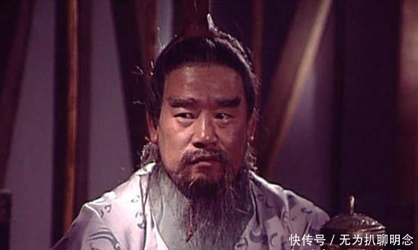 阵前|两军阵前张飞终日饮酒,诸葛亮为何不但不怪罪,还专门派人送酒