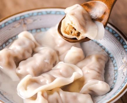 搅拌均匀|白菜馅饺子,给白菜焯水大错特错!学会这种做法,饺子鲜嫩十足!