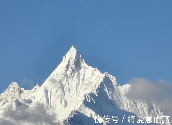 纳西族|从未有人登顶的玉龙雪山，山上常年都有雪，还被纳西族人称为神山