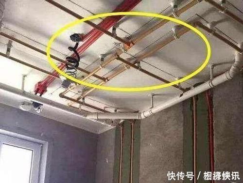 美观性|老师傅家里电线都不埋地里了,聪明人都知道这样装,用30年不漏电