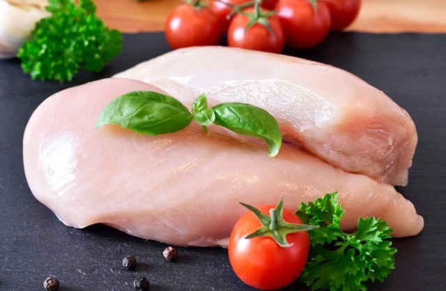 鱼肉|年龄越大，越要多吃肉医生提醒过了55岁后，2种肉不妨多吃点