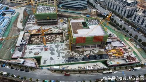 工地奋战“食”分热闹！世界首例百米高层大跨度盒式结构建筑雏形初现