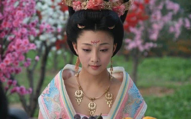 皇后|长孙皇后和武则天、杨贵妃，因为同一种噩运，过上了悲惨的生活