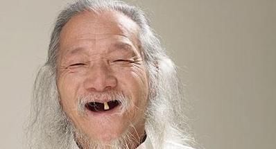 补肾|牙齿松动吃东西都费劲,一味中药来帮你