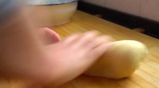 学会这样做面包,再也不用出去买着吃了,喜欢赶紧收藏起来吧