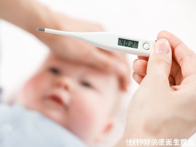 耳温|高烧会烧坏脑袋吗？幼儿发烧注意7大危险情况，一出现应尽速就医