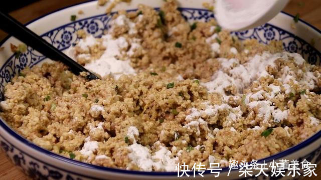 秋天要多吃豆腐,教你好吃的做法,鲜嫩美味,比大鱼大肉都好吃