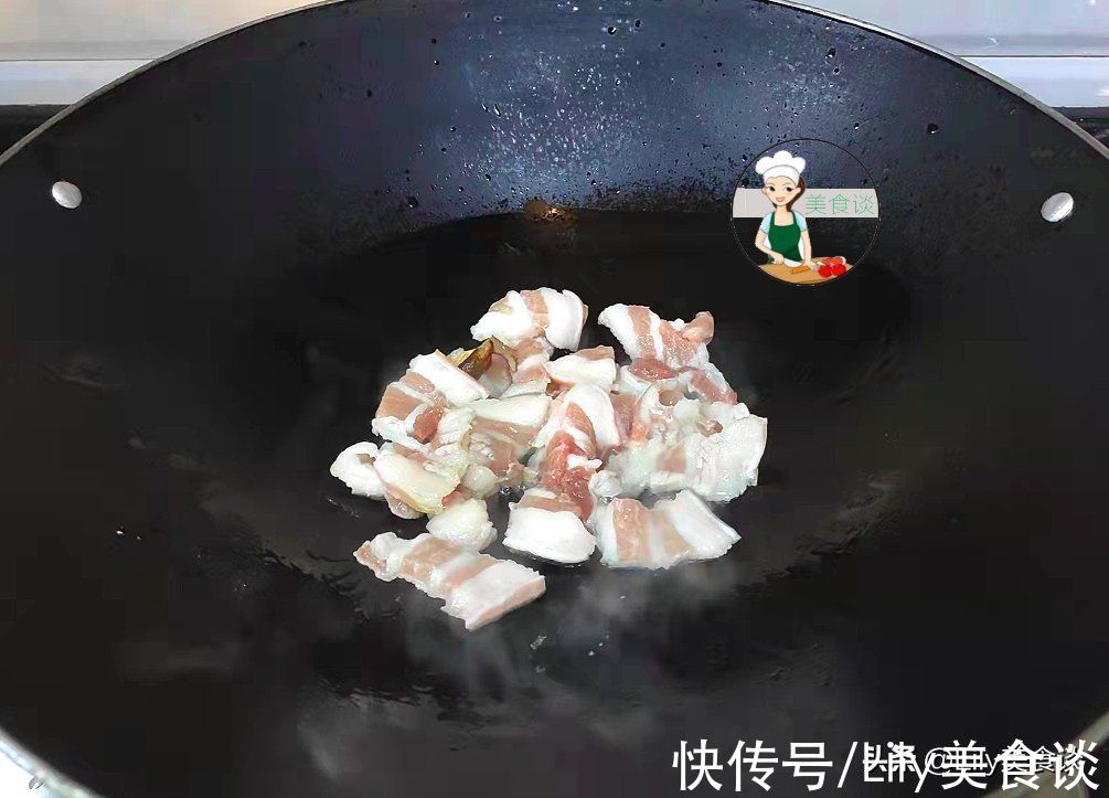 冬天，五花肉和它是绝配，泡软一煎一焖，简单又营养，多给孩子吃