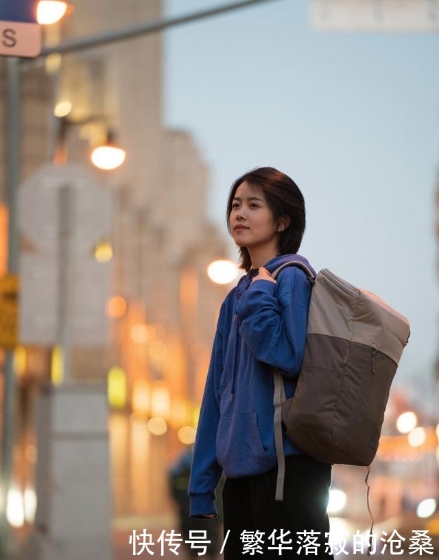 35个矿泉水瓶制作的背包——STOCKHOLM城市背包简评