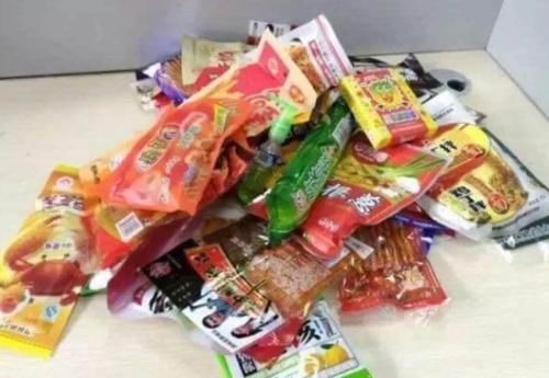 盐花生|高血压患者不能吃零食?提醒:几种零食能吃对,稳定血压很轻松!