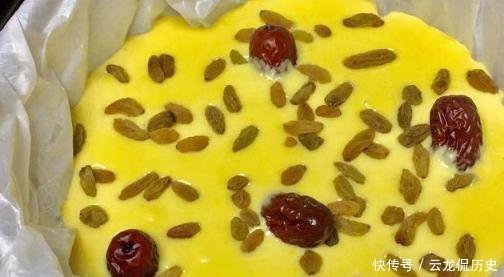 玉米面不要只会蒸窝窝头吃,做成这种发糕,孩子也都喜欢吃