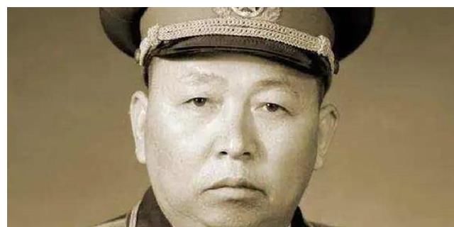 班长|当年一位是师长一位是班长，48年后师长成副国级，班长成正国级