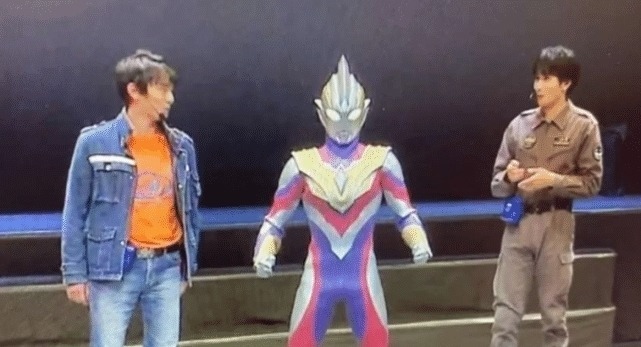 原稿|奥特曼:民间大神用皮套还原后藤版泰迦,形象无比酷炫,圆谷哭了