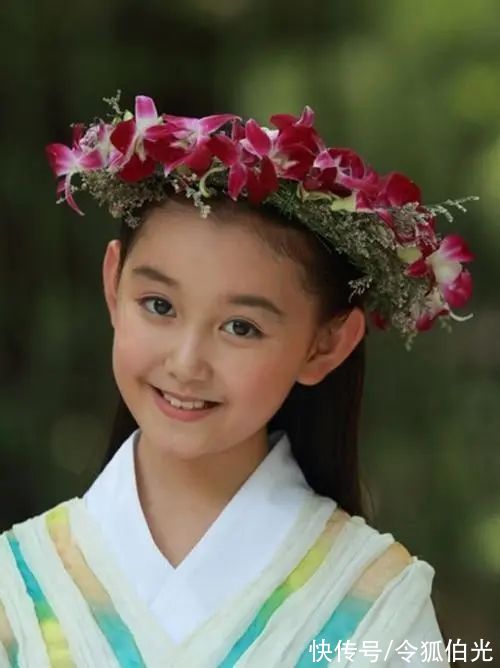 的代表作,只是演的作品多观众脸熟,什么《美人心计》的童年燕飞儿等等